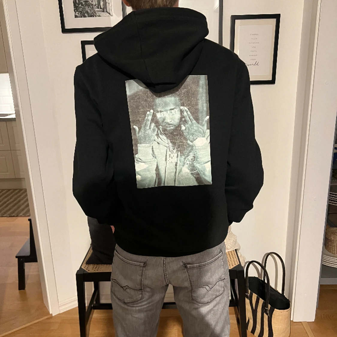 Svart hoodie icon living - 90