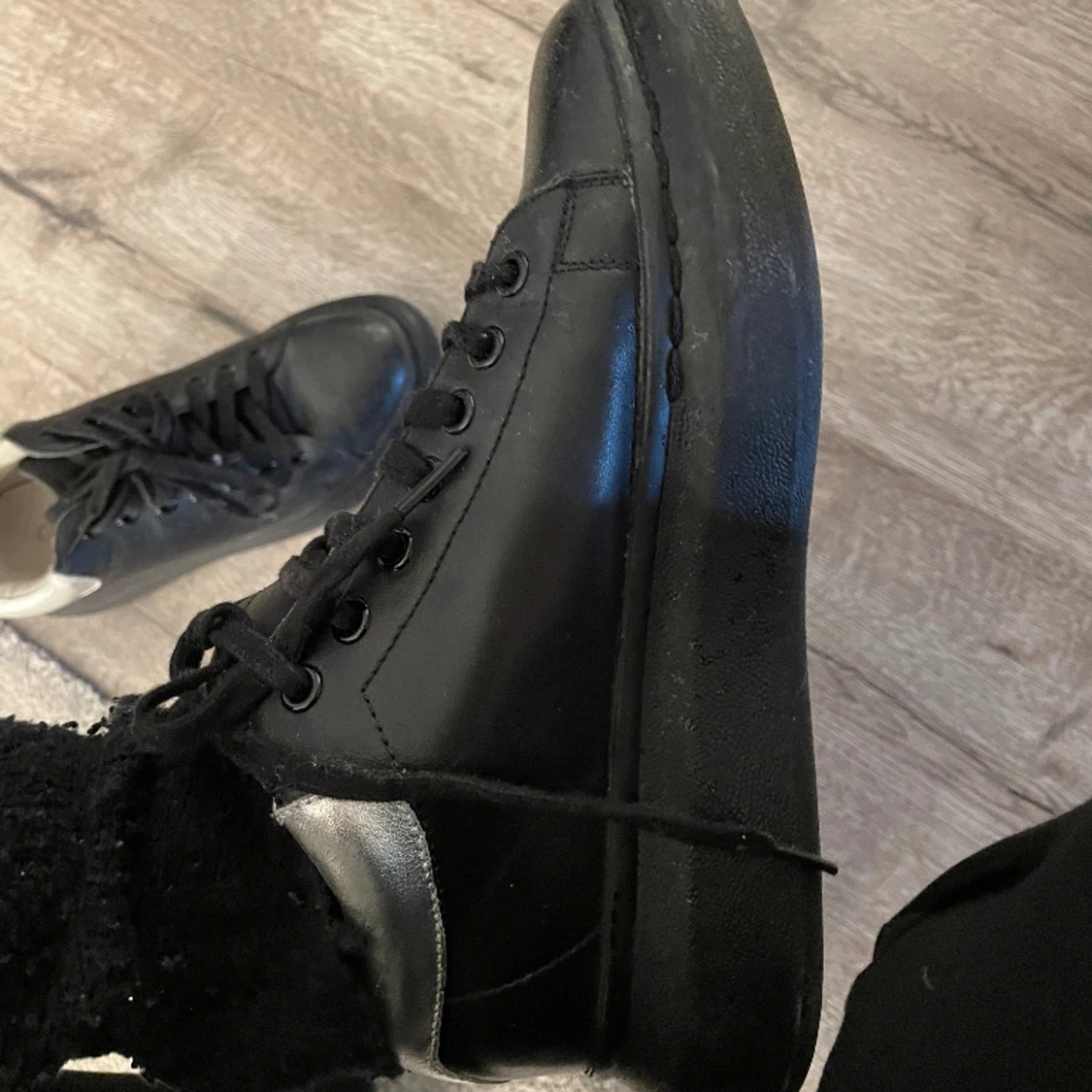 Svarta sneakers  - 90