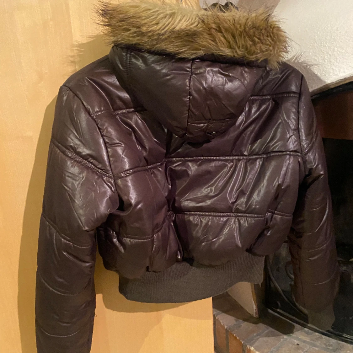 Söt brun jacka  - 90