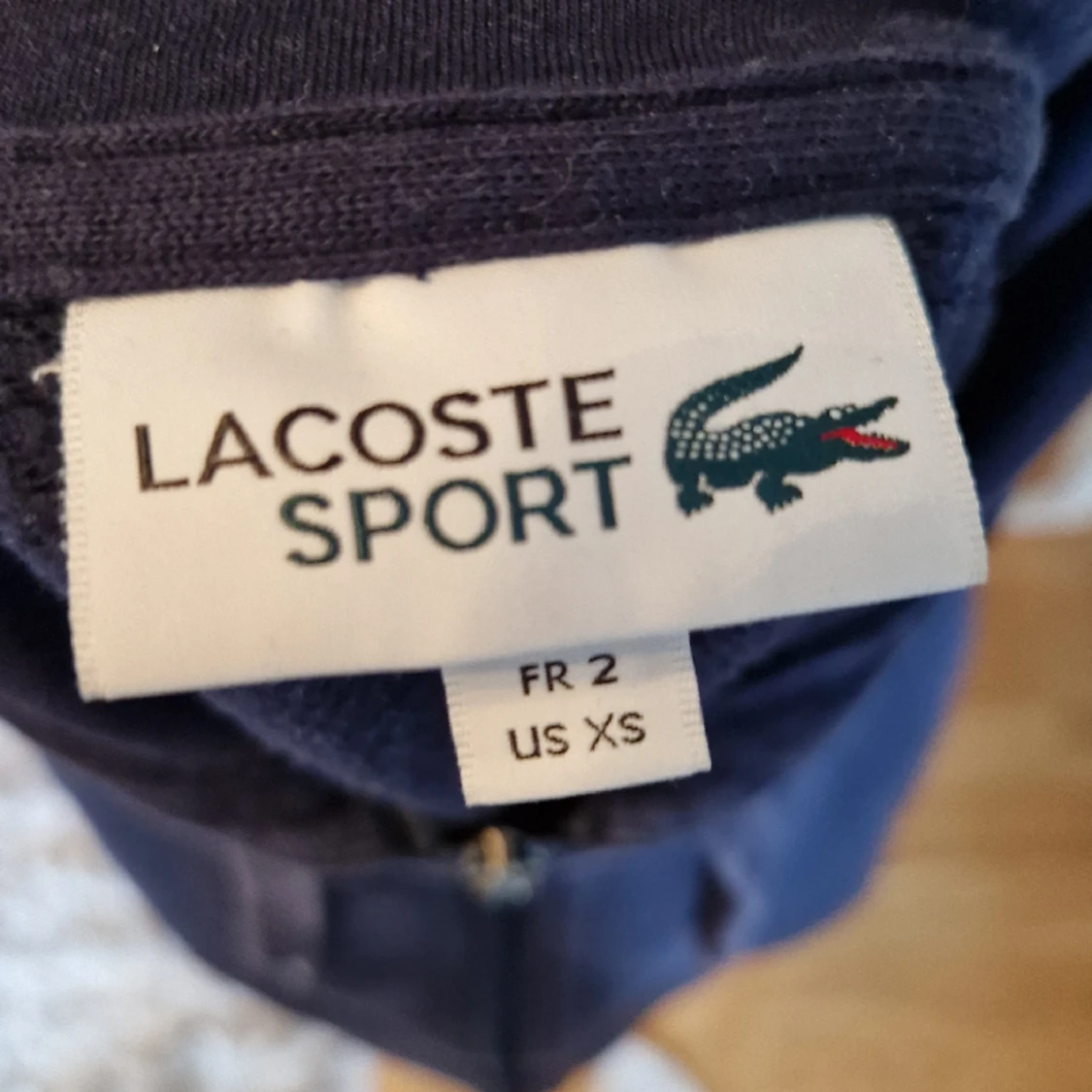 Lacoste hoodie - 91