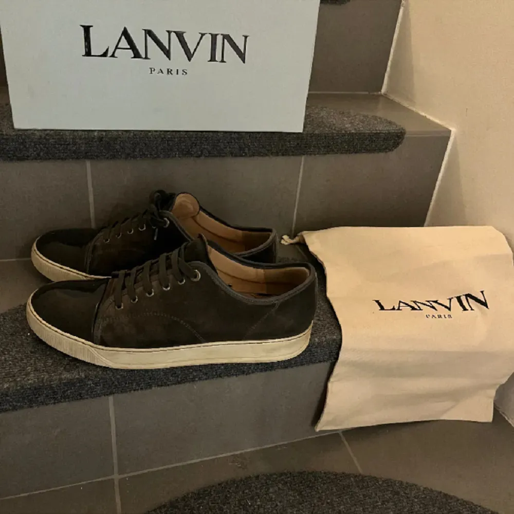 Säljer nu dessa lanvin som jag inte använder längre. Skriv för frågor . Skor.