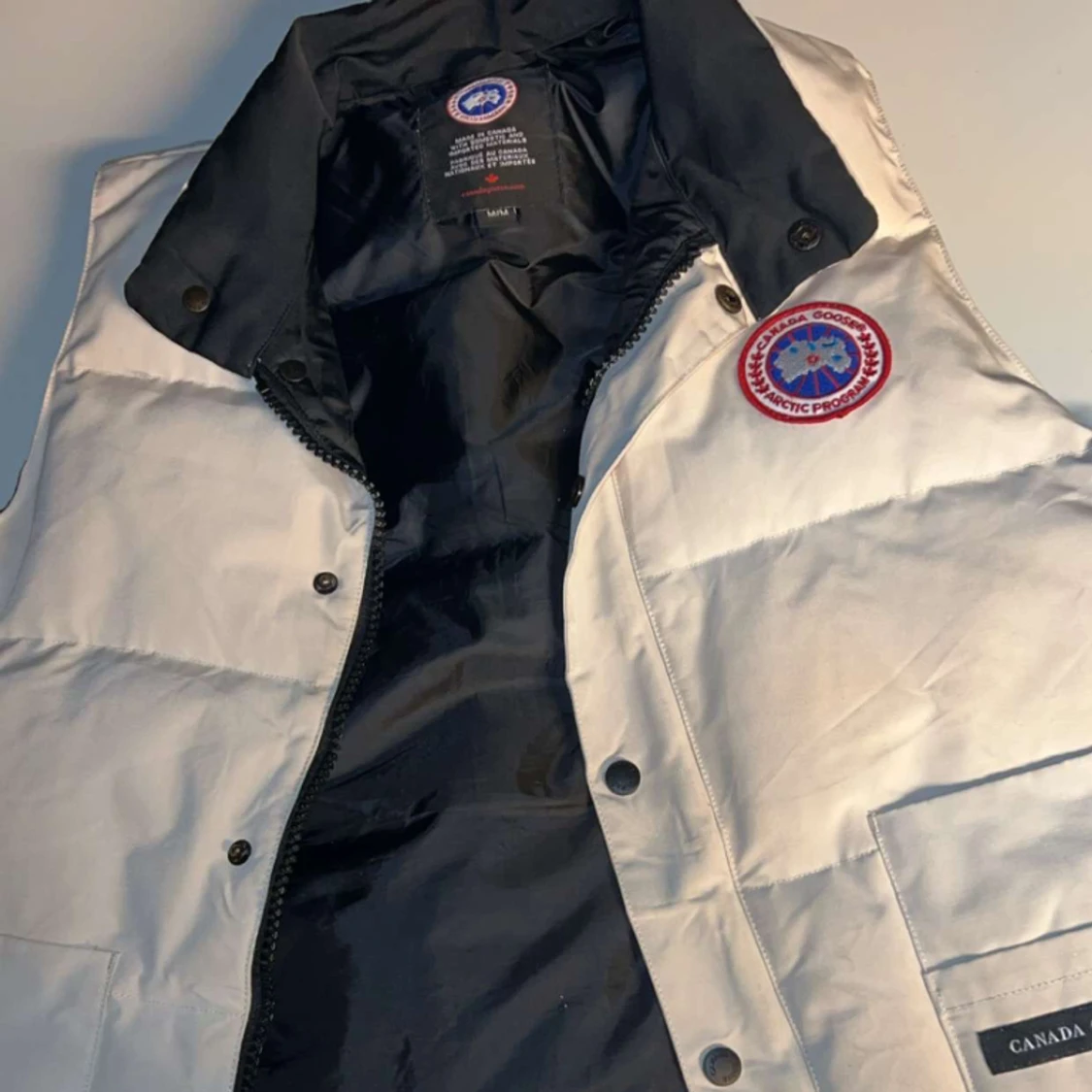 Canada goose väst vit, storlek M  - 90