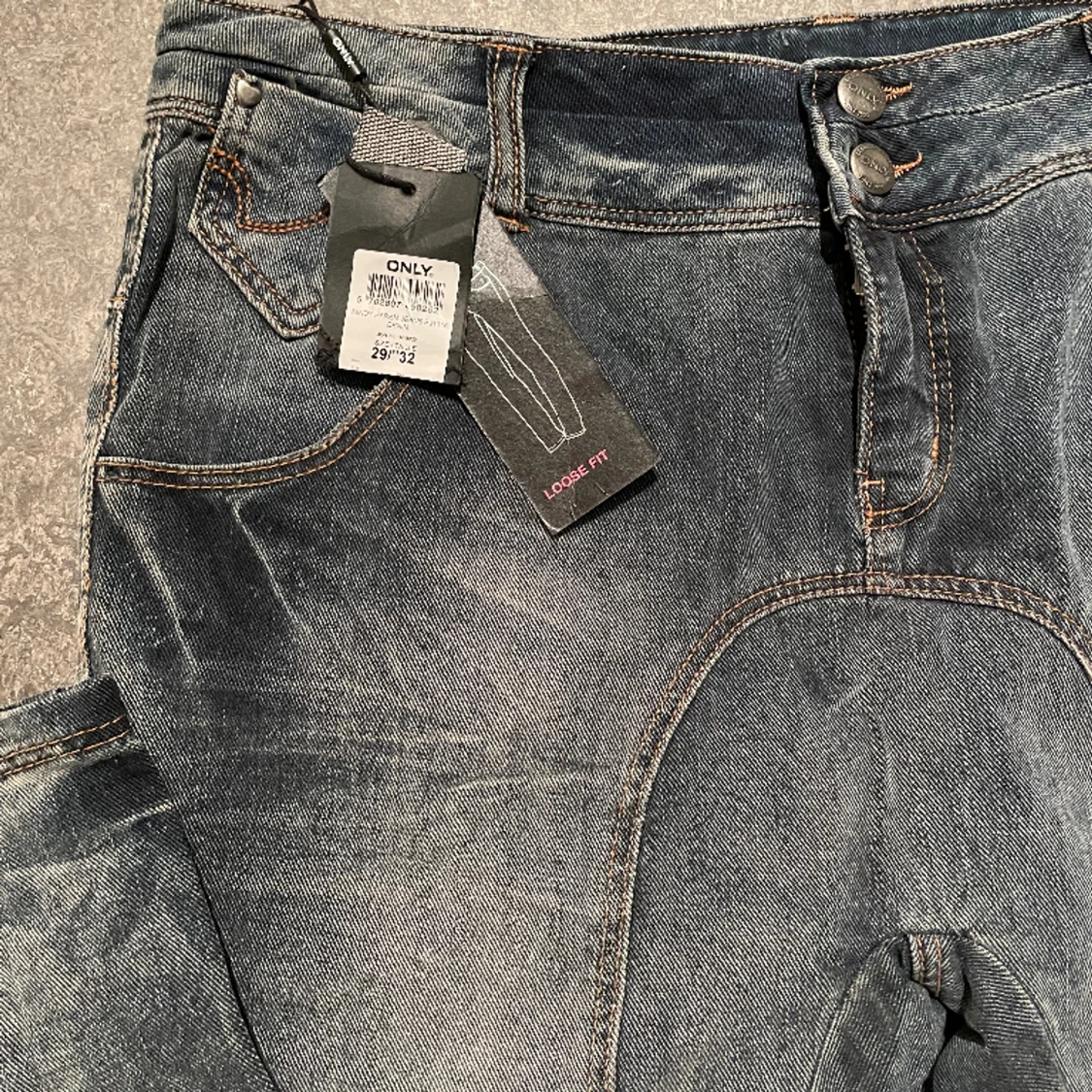 Lågmidjade jeans storlek 29/32 - 91