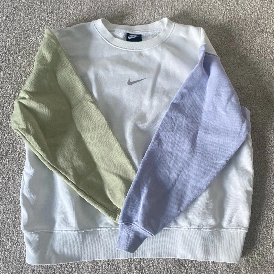 Sweatshirt från nike - 90