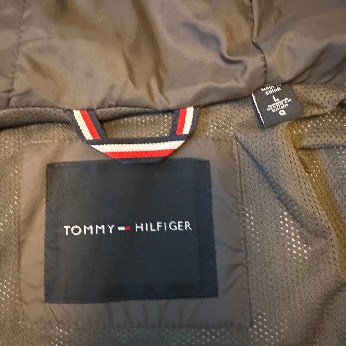 Tommy Hilfiger Dunjacka - 90