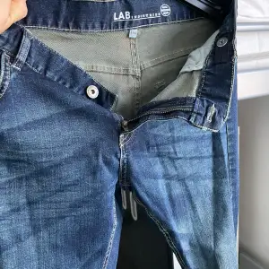 Säljer dessa jeans i storlek 164. Jätte bra kvalite som nya. Säljer dessa för 250