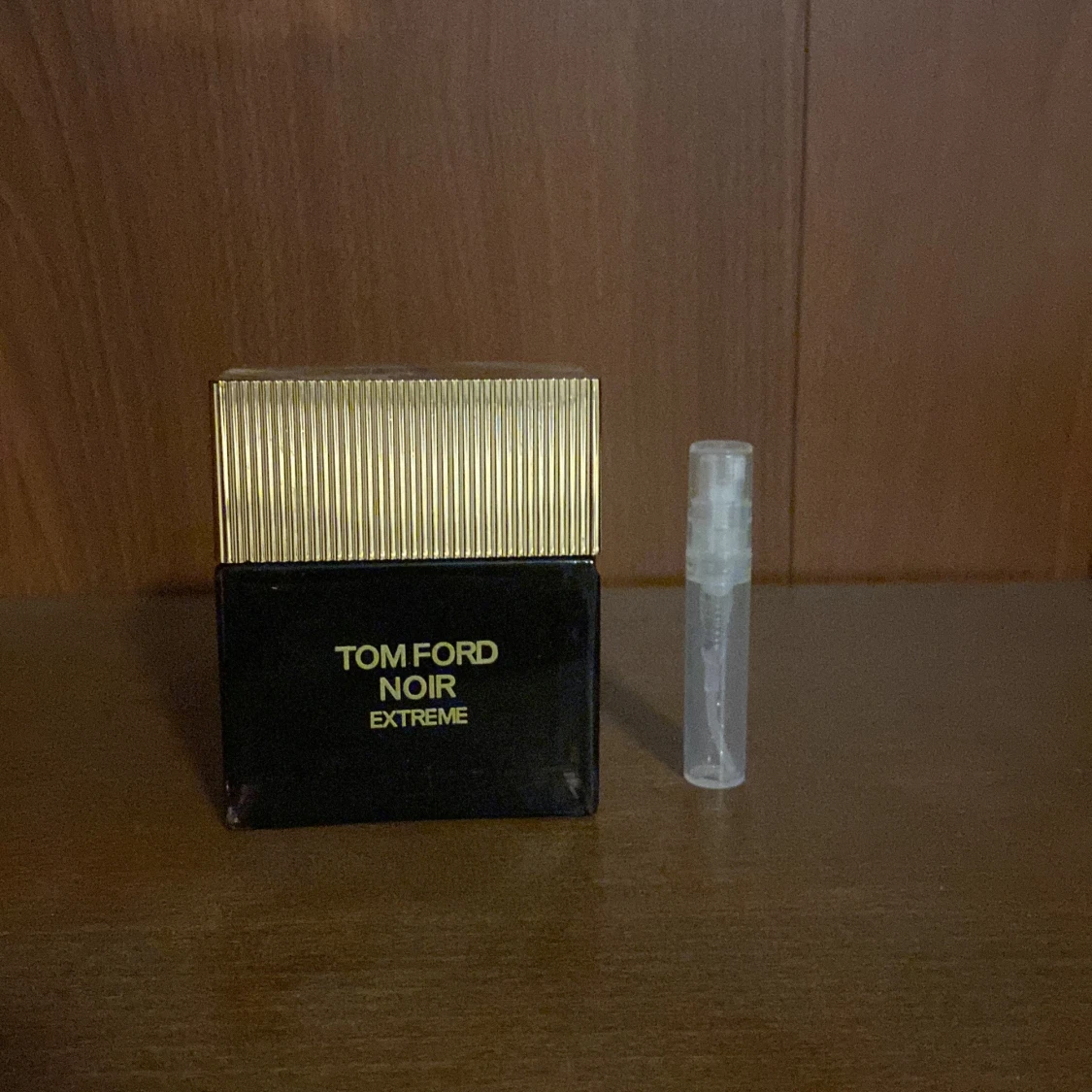 Tom Ford noir extreme sample