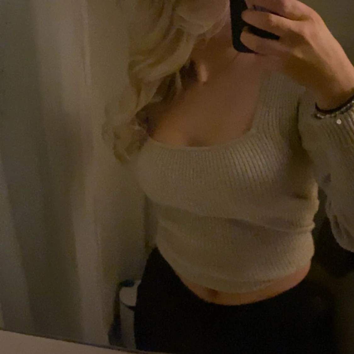 Beige stickad tröja - 90