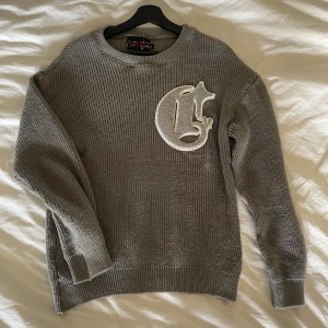 Corvidae tröja - Säljer min feta tröja från corvidae. Bra skick!