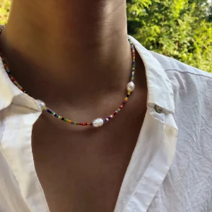 Somrigt halsband  - Köpt här på Plick! Aldrig använt 