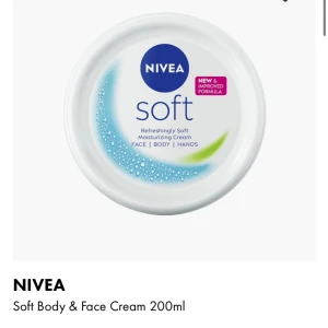 Nivea soft  - Säljer nu denna nivea då den inte används längre, den är använd nån gång, så ca 90% kvar❣️jag har dragit bort några lappar men de är inget man tänker på,priser kan diskuteras osv och tror jag köpte den för 60kr❤️hör av er vid frågor och funderingar mm❣️