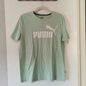 Puma t-shirt  - T-shirt puma Storl M Katt finns i hemmet 