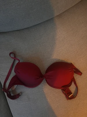 push up lverdelbikini - push up överdelbikini i storlek 75C