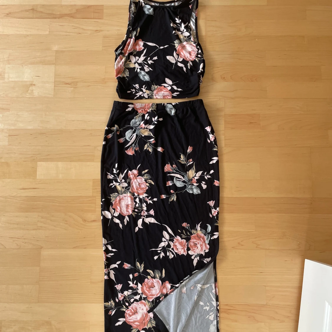 Set kjol + topp  - 90