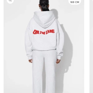 Lxa hoodie - Fin grå hoodie från LXA, använd typ tre gånger och slutsåld på hemsidan!