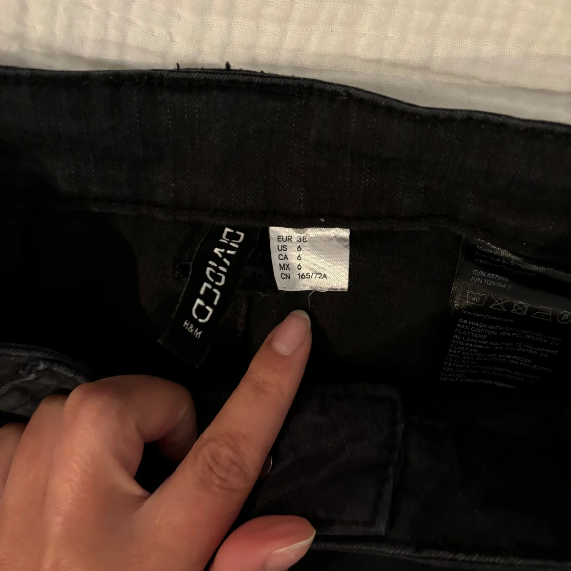 Utsvängda byxor H&M - 91