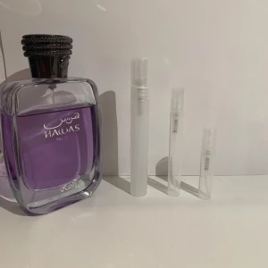 Rasasi Hawas - Säljer splittar av Rasasi hawas. En långvarig väldigt fruktig parfym som är perfekt till sommaren. 3ml=35 5ml=59 10ml=90