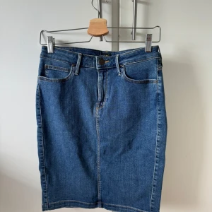 Lee kjol - En äldre modell