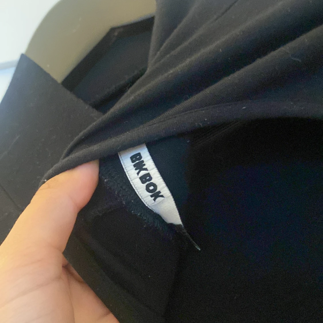 Fin svart tröja öppen där bak 💕 - 92