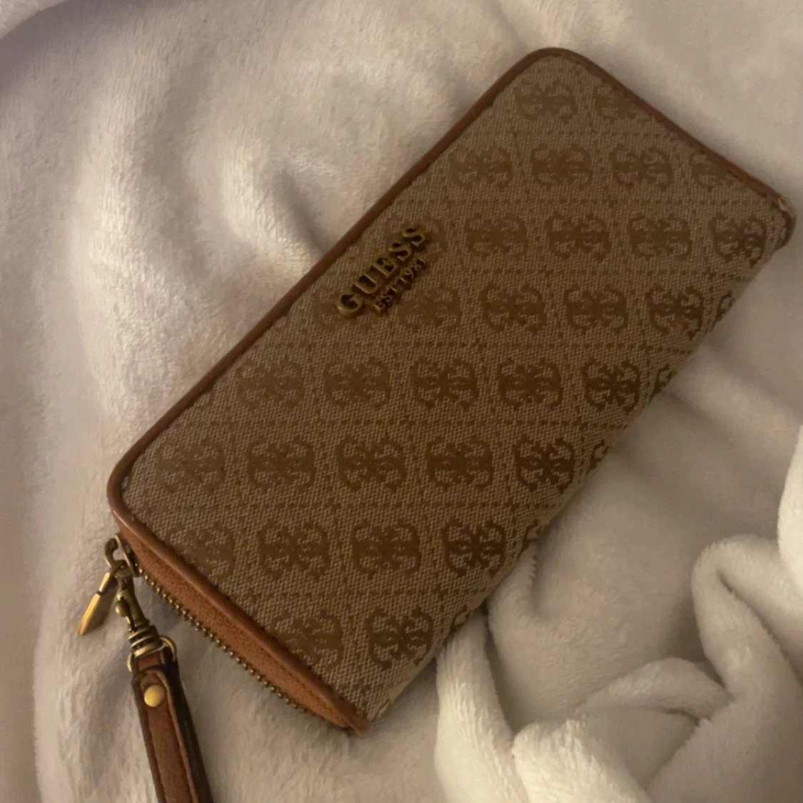 Guess plånbpk