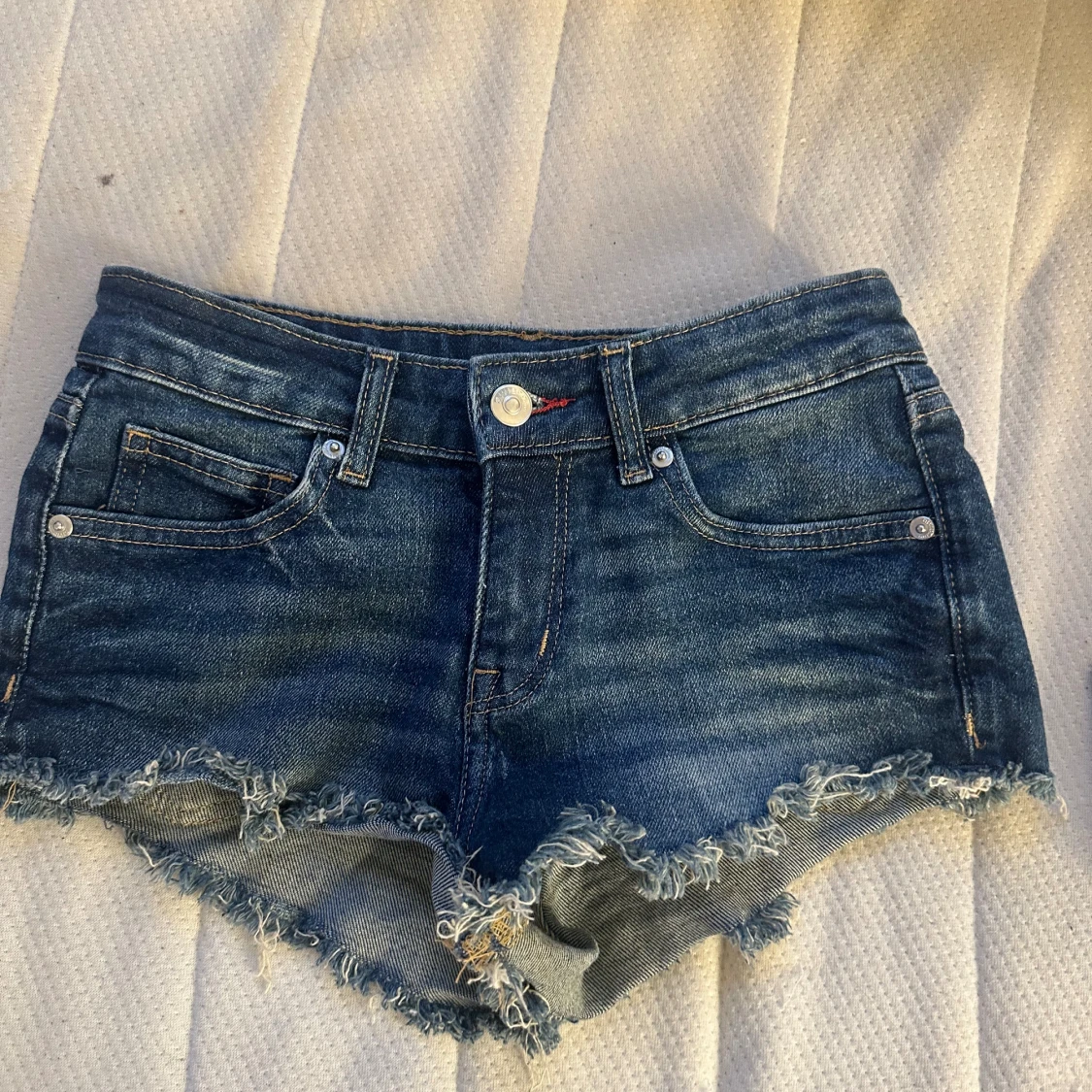 Skitsnygga jeans shorts  - 90