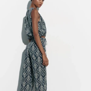 Mönstrade byxor zara - Stl S Aldrig använda 199kr