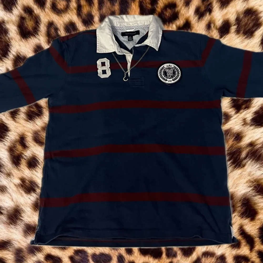 Tommy Hilfiger Men's Navy and Burgundy Polo-shirts. Hoodies.