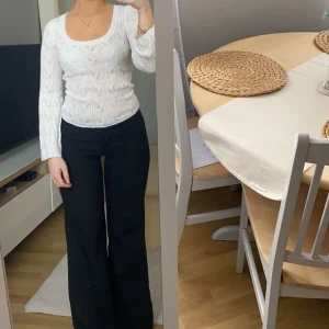 Tröja  - Tröja från Lindex. Storlek xs. Två sista bilderna är lånade. 