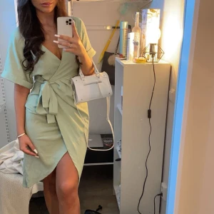 Sommarklänning  - Superfin från Gina, storlek S säljer för 150kr🤍