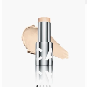 Caia bb stick  - Caia bb stick, använd typ 2 gånger. Färg 10C