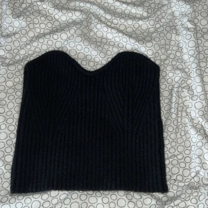 topp - En jätte fin topp endast testad 