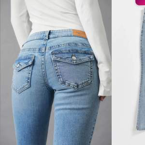 Jag säljer mina jeans från Gina, köpt för en vecka sedan använt en gång, storlek 34. Jätte fina och skit snygga fickor 