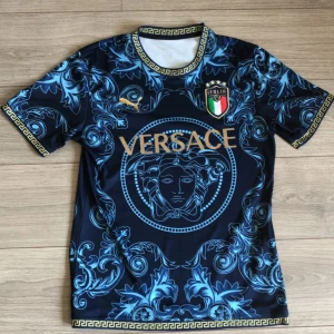 Bra kvalite - Jätte fin fotbolls tröja t sommaren