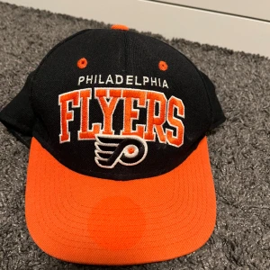 Nhl Keps - Philadelphia Flyers keps. I gott skick, går att byta storlek.