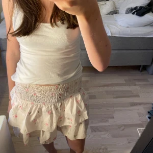 MEET ME THERE KJOL - Kontakta mig vid eventuella frågor ❣️❣️