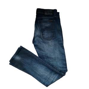Feta nudie jeans i slim fit | 10/10 nyskick,  nypris 1600kr - Storlek 30 midja, 30 längd, skriv vid frågor eller intresse!