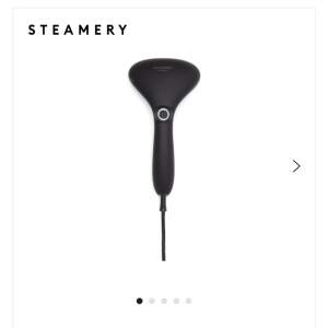 Steamer från steamery i matte black.  Köpt för 999kr Säljes för 500