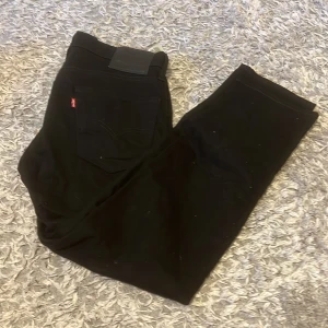 Levis jeans  - Säljer min Levis Jeans  Bra skick  Skriv för minsta fundering 