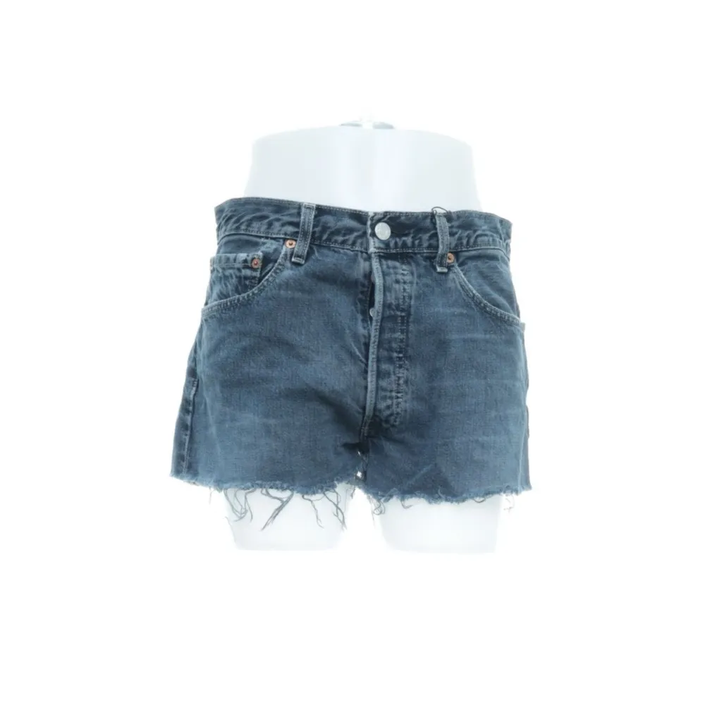 As balla jeansshorts från Levis. Shorts.