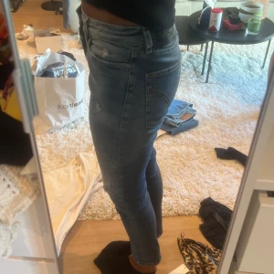 Dondup jeans  - Säljer nu mina helt oanvända dondup jeans ❤️