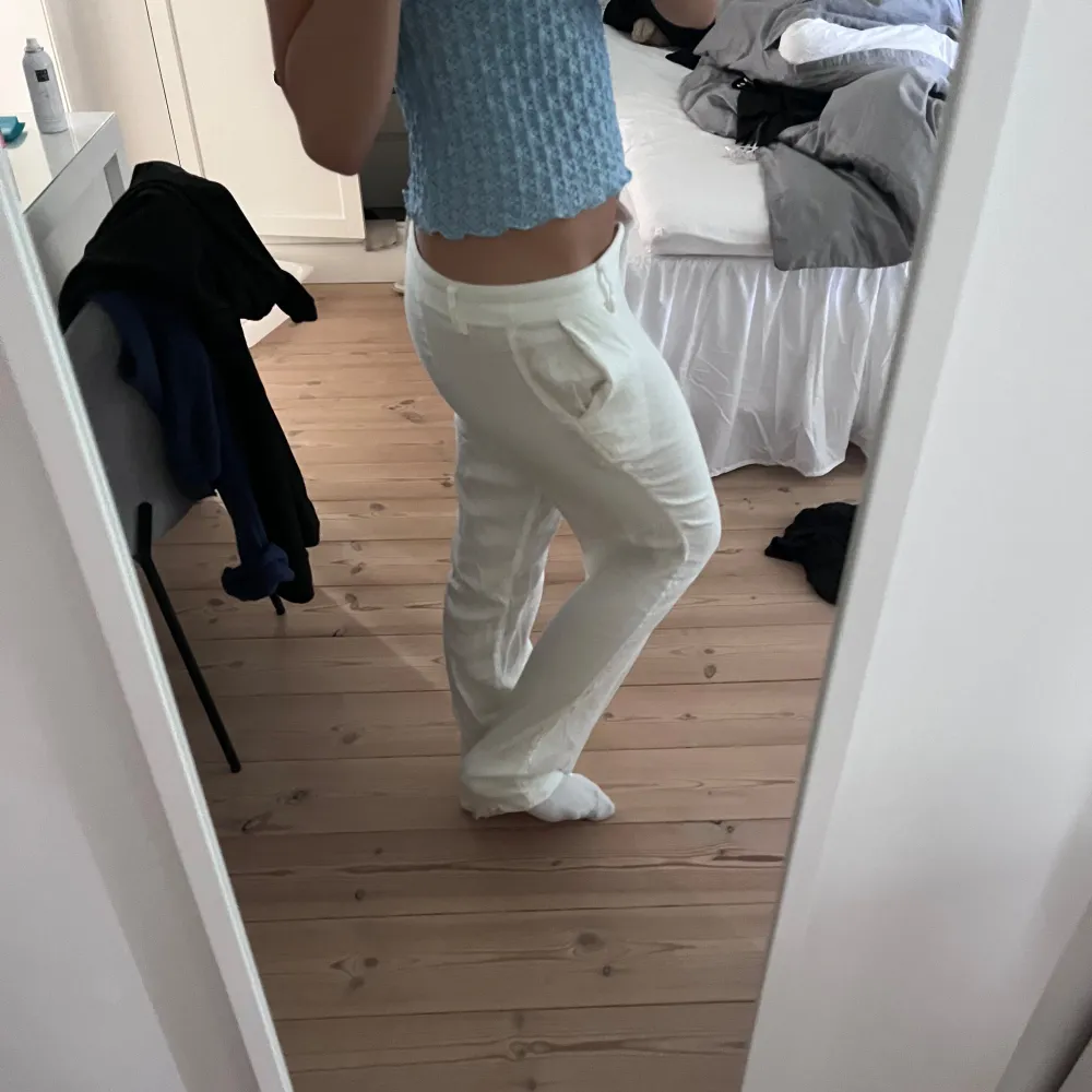 Säljer mina jättefina byxor från Nelly , bra skick och nästan nya skriv för fler bilder priset kan diskuteras . Jeans & Byxor.