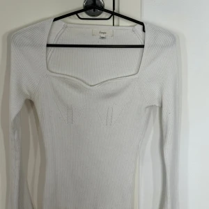 Teöja - Super söt tröja köpt inne på Chelsea på kungsgatan i Göteborg! 💞