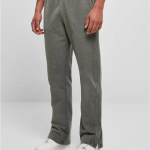 Mjukisbyxor - Helt nya mjukisbyxor av märket Urban Classics. Endast testade. Nypris: 699kr. Storlek: L.