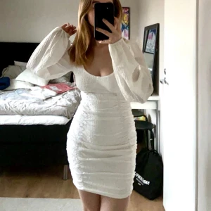 Studentklänning - Studentklänning från Nelly