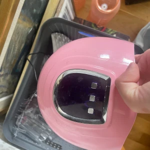 Nagel lampa - Fungerar som ny, använt 3 gånger. Minns ej var den är köpt.