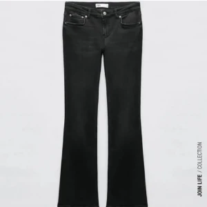 Zara Jeans - Low waist zara jeansen i fint skick