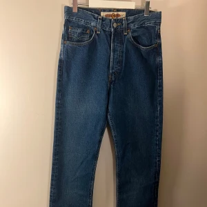 Helt nya Crocker jeans - För små för mig. W29L34.