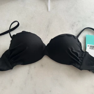 Bikiniöverdel - Oanvänd 70B