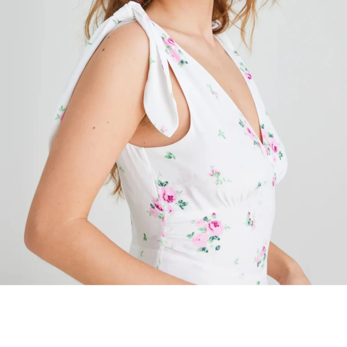 Blommig klänning  - 90