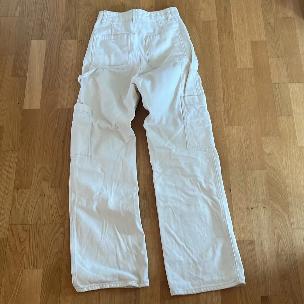 Worn only once or twice- almost new condition. Original price - 300kr. Jeans & Byxor.